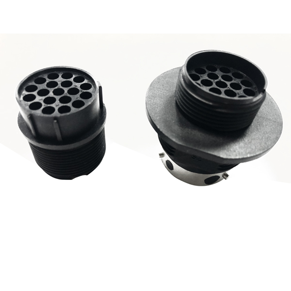 精密連接器